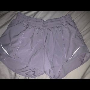 lululemon hotty hot short lilac